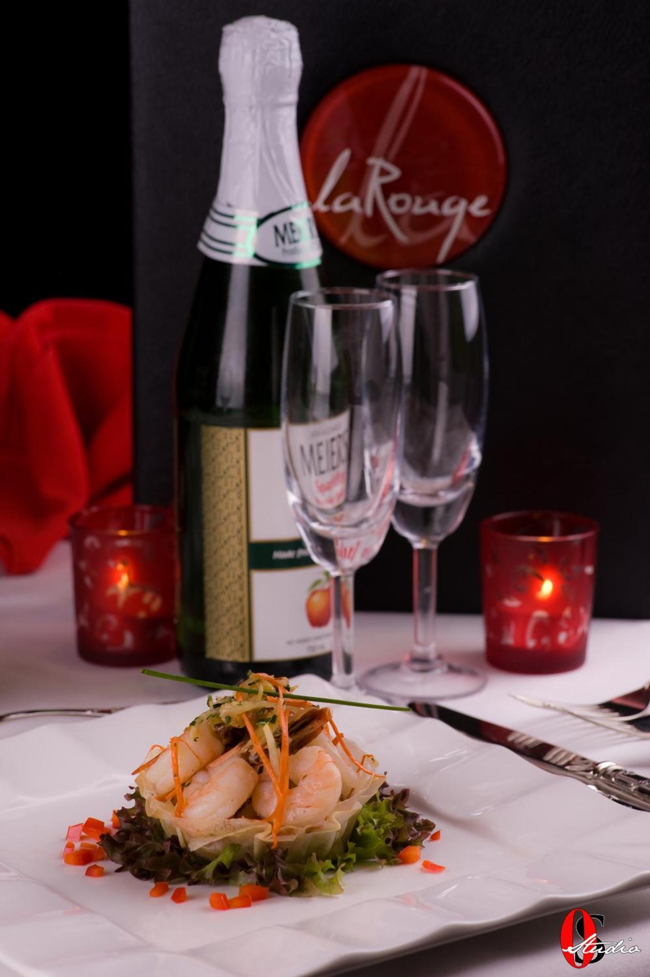 The Convention Center & Royal Suites Hotel Kuwait City Ngoại thất bức ảnh