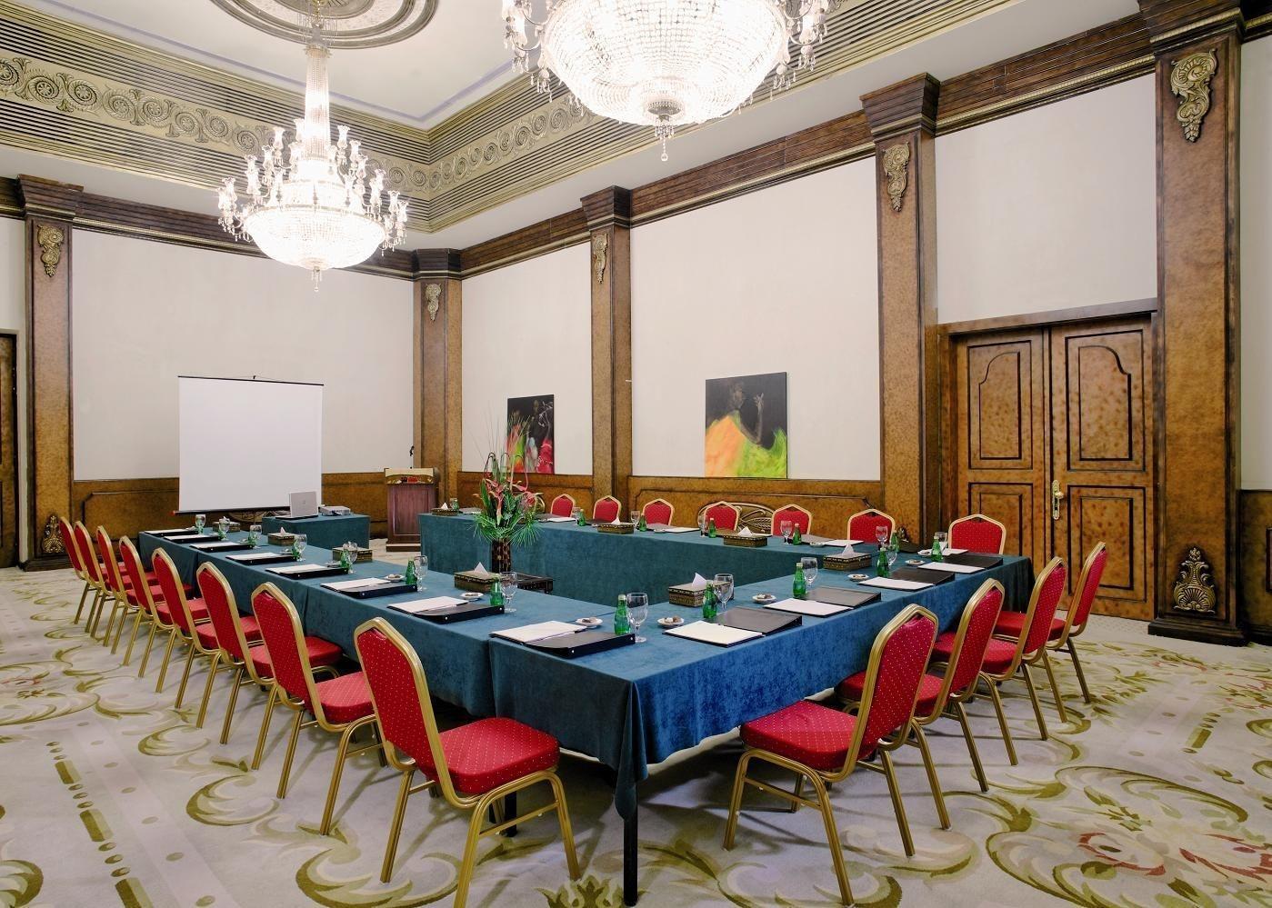 The Convention Center & Royal Suites Hotel Kuwait City Ngoại thất bức ảnh